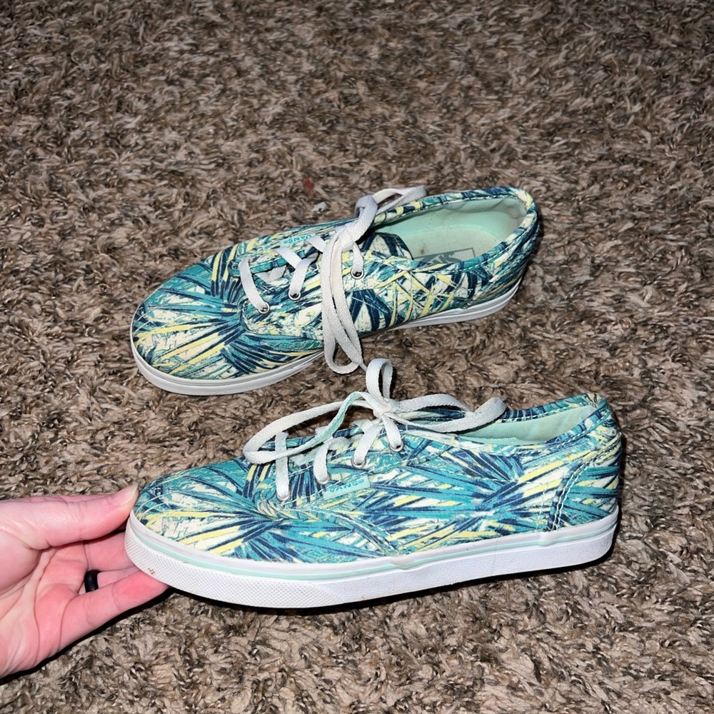 Vans Missy Green Palm Trees Sneakers Size 2